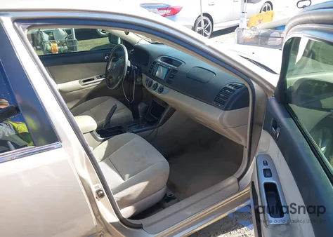 2005 Toyota Camry Se V6 from USA, damaged, VIN 4T1BA32K75U068670